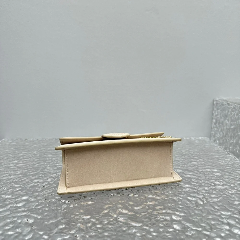 Jacquemus Cream Mini Bag - Picture 3 of 5